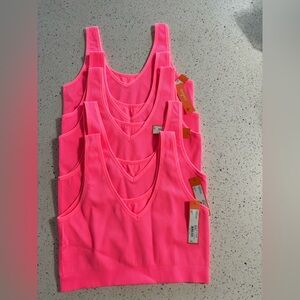 Colsie Ribbed Seamless Spirts Bra Bundle NWT